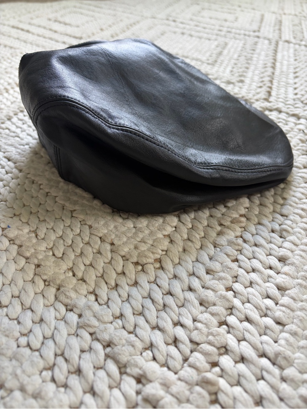 A. Adams & Spire Genuine Leather Newsboy Black Cap Hat MEDIUM EUC